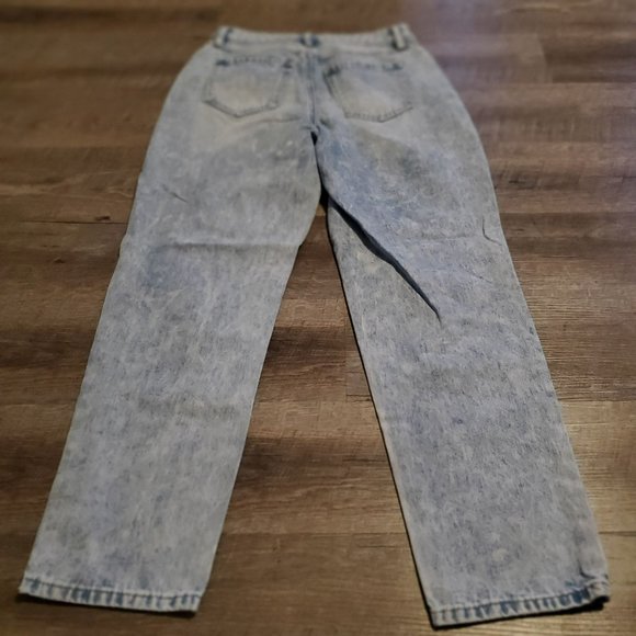 RUE 21 Juniors Size 10 Light Stone Wash Ripped/Distressed Jeans Denim - Picture 2 of 9